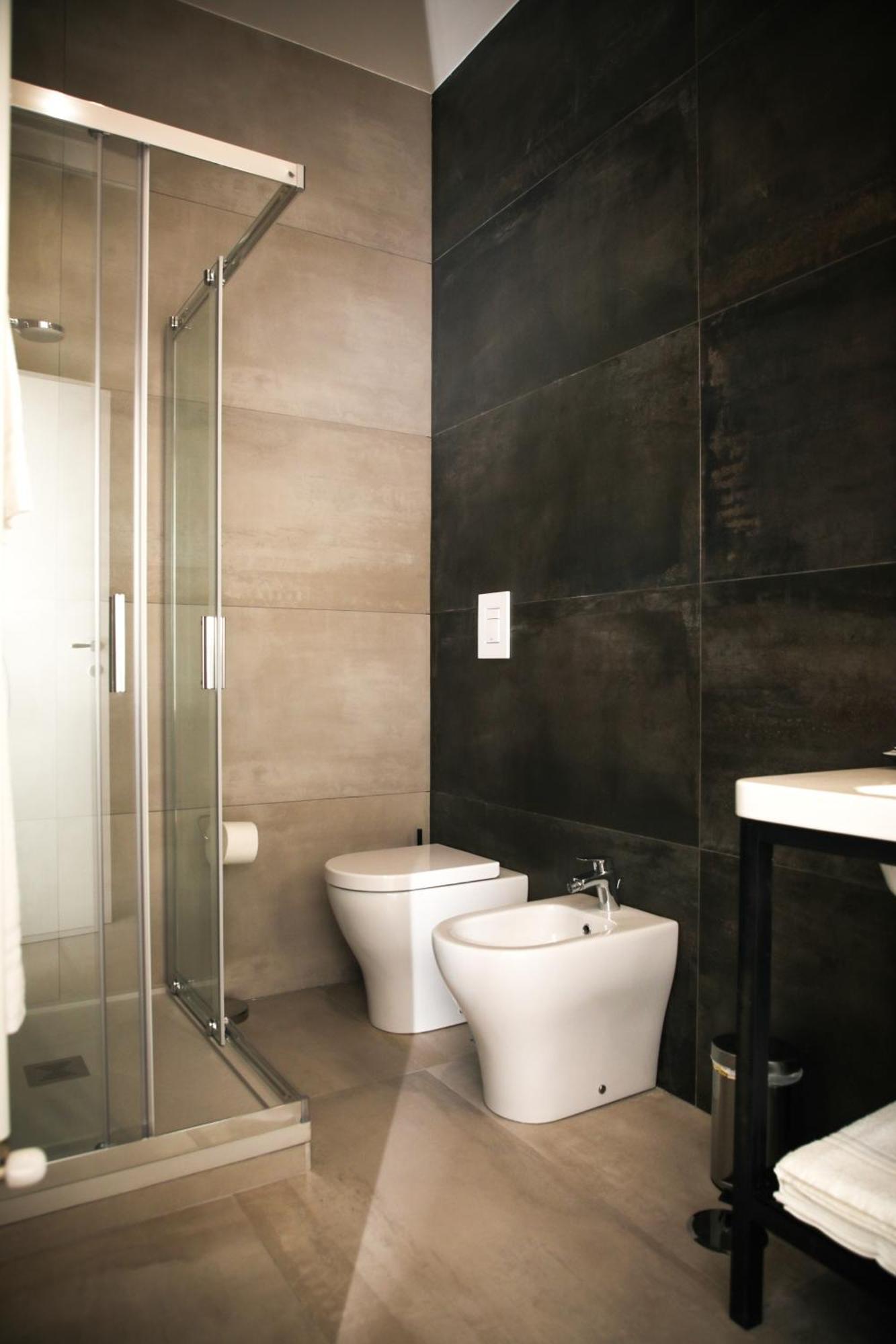 Principessa Isabella Luxury Rooms Salerno Exterior photo